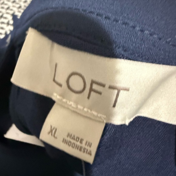 LOFT Navy Blue Women's Blouse - Picture 5 of 6